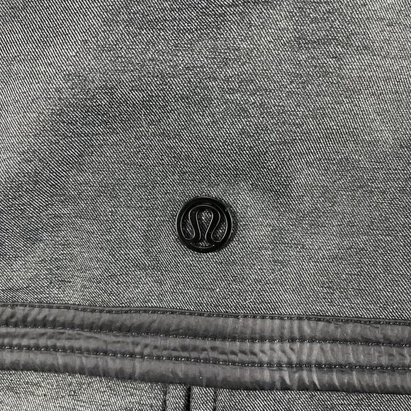 Lululemon Coco Softshell Peacoat Jacket Womens Size 4 Gray Athleisure Casual - Picture 6 of 9